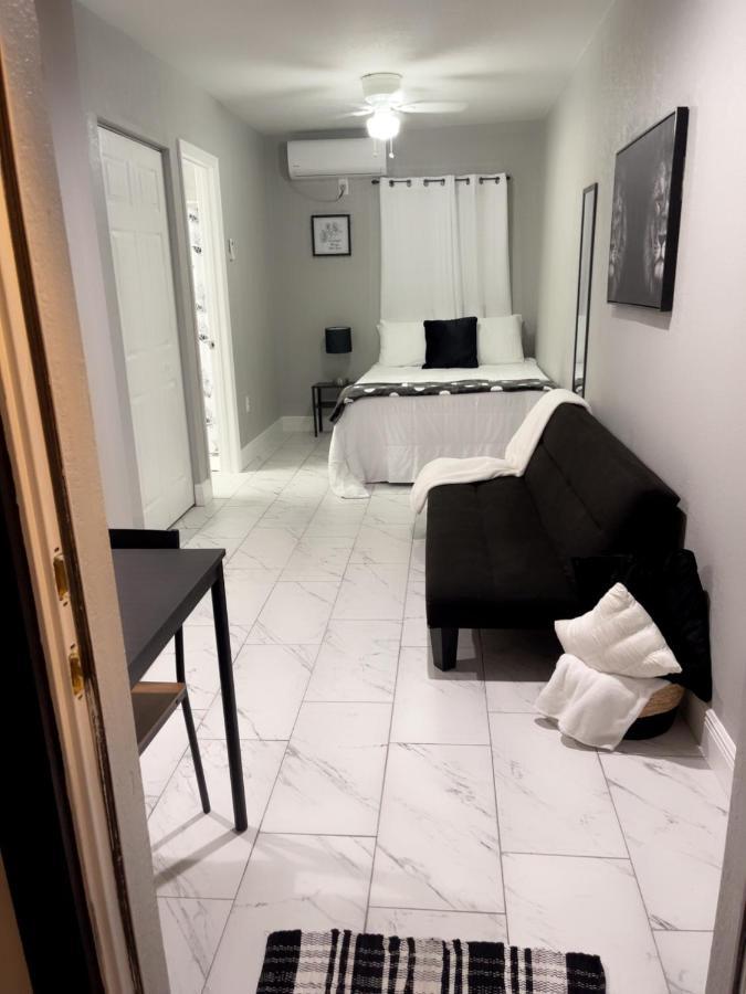 Dan G Apartment Tampa Luaran gambar